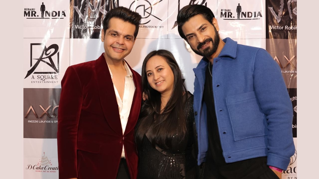 Celebrity Photographer Amit Khanna and Actor Annkit Bhatia Unveil A Square Entertainment: A Premier Modeling Institute in Mumbai