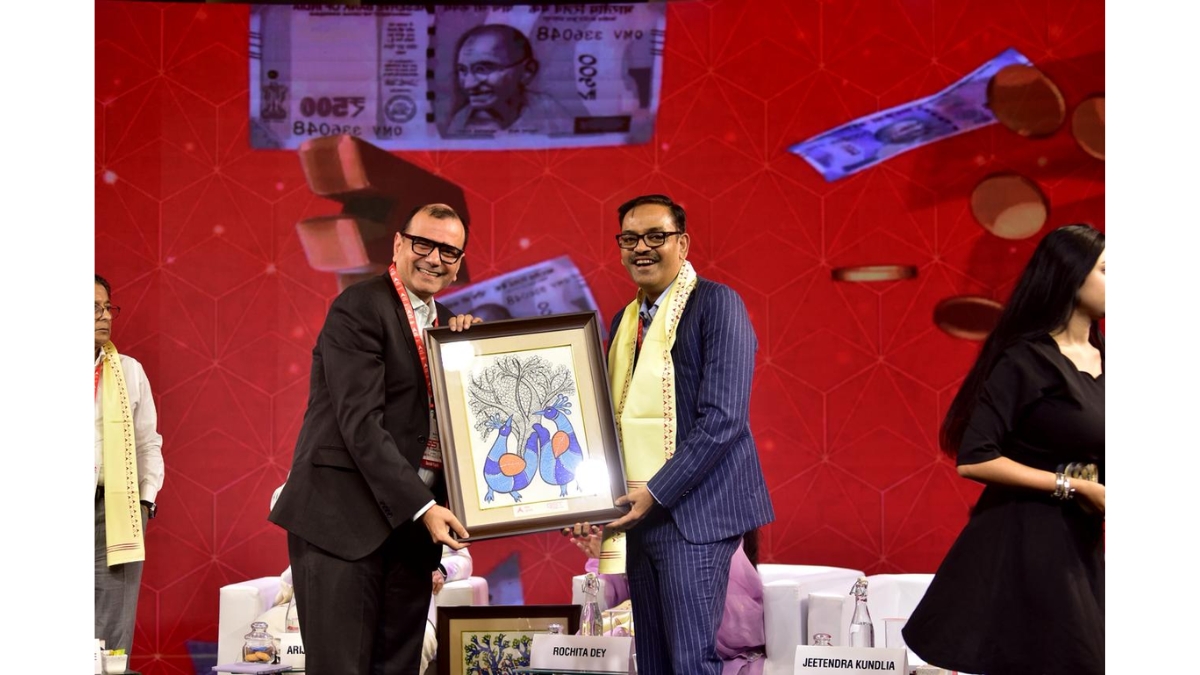 Oshea Herbals’ Founder & CEO, Mr. Jeetendra Kundlia, Felicitated at ABP Ananda GST Conclave 2025 in Kolkata